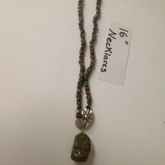 16" Unakite and Silver Necklace - Picture 4 of 14